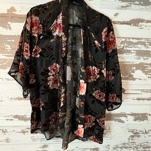 American Eagle Outfitters  Burn Out Velvet kimono